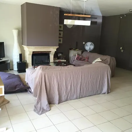 Villa Avec Piscine Privée Au Calme Dans